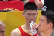 胡金秋受伤虚惊一场！广厦大胜山西：2比1进半决赛